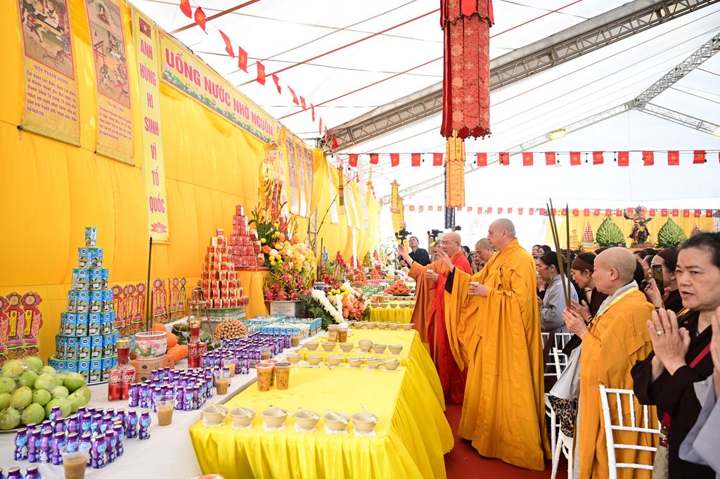 Hải Phòng: Khai mạc Đại lễ cầu siêu, tưởng niệm anh linh các Anh hùng Liệt sĩ tại Bến Tàu Không Số K15插图72
