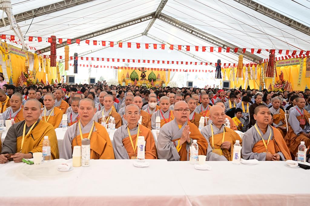 Hải Phòng: Khai mạc Đại lễ cầu siêu, tưởng niệm anh linh các Anh hùng Liệt sĩ tại Bến Tàu Không Số K15插图96