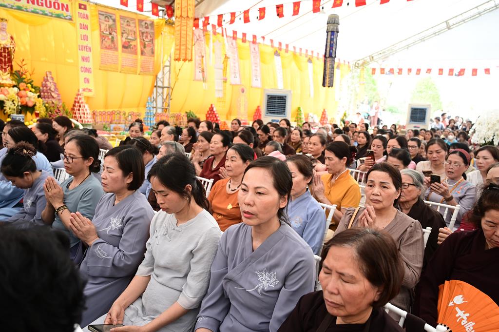 Hải Phòng: Khai mạc Đại lễ cầu siêu, tưởng niệm anh linh các Anh hùng Liệt sĩ tại Bến Tàu Không Số K15插图107