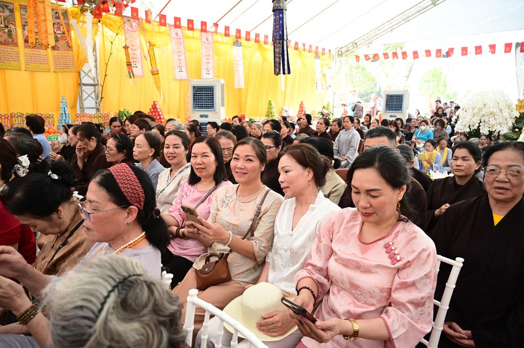 Hải Phòng: Khai mạc Đại lễ cầu siêu, tưởng niệm anh linh các Anh hùng Liệt sĩ tại Bến Tàu Không Số K15插图108