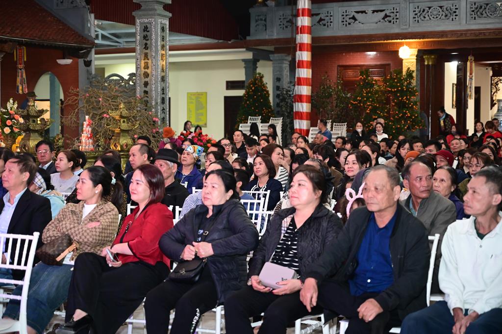 Hải Phòng: Lễ hội Thượng Nguyên, kỷ niệm ngày Thánh Tổ Non Đông hạc giá Tây quy tại chùa Quang Đàm插图27