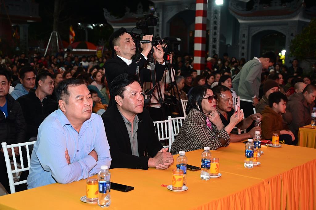 Hải Phòng: Lễ hội Thượng Nguyên, kỷ niệm ngày Thánh Tổ Non Đông hạc giá Tây quy tại chùa Quang Đàm插图42