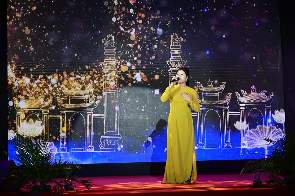 Hải Phòng: Lễ hội Thượng Nguyên, kỷ niệm ngày Thánh Tổ Non Đông hạc giá Tây quy tại chùa Quang Đàm插图55