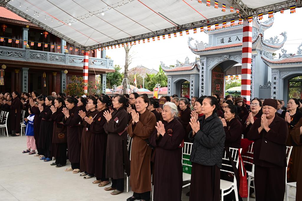 Hải Phòng: Lễ hội Thượng Nguyên, kỷ niệm ngày Thánh Tổ Non Đông hạc giá Tây quy tại chùa Quang Đàm插图60