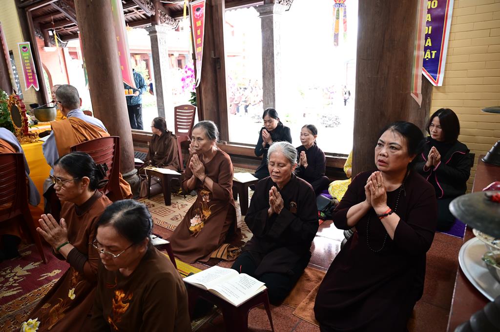 Hải Phòng: Lễ hội Thượng Nguyên, kỷ niệm ngày Thánh Tổ Non Đông hạc giá Tây quy tại chùa Quang Đàm插图61