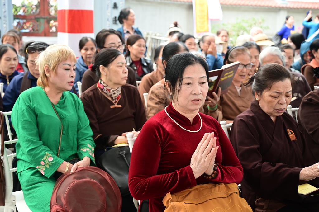 Hải Phòng: Lễ hội Thượng Nguyên, kỷ niệm ngày Thánh Tổ Non Đông hạc giá Tây quy tại chùa Quang Đàm插图70