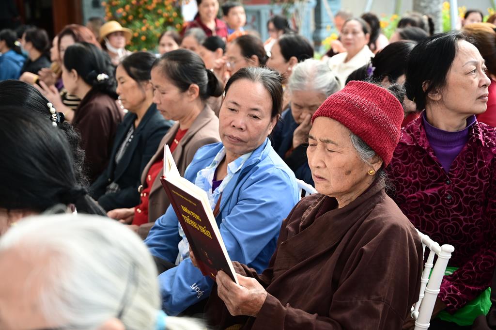 Hải Phòng: Lễ hội Thượng Nguyên, kỷ niệm ngày Thánh Tổ Non Đông hạc giá Tây quy tại chùa Quang Đàm插图71