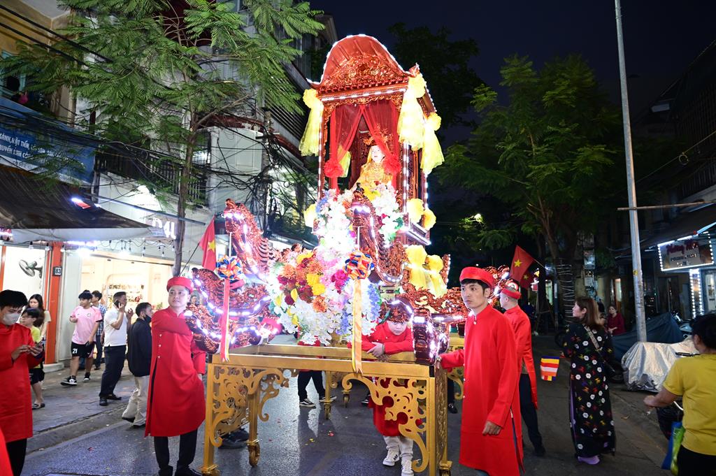Hải Phòng: Phật giáo phường Lê Chân tham dự Lễ khai mạc lễ hội truyền thống Nữ tướng Lê Chân năm 2026插图3