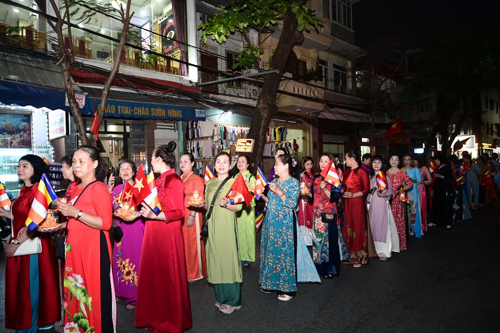 Hải Phòng: Phật giáo phường Lê Chân tham dự Lễ khai mạc lễ hội truyền thống Nữ tướng Lê Chân năm 2026插图8