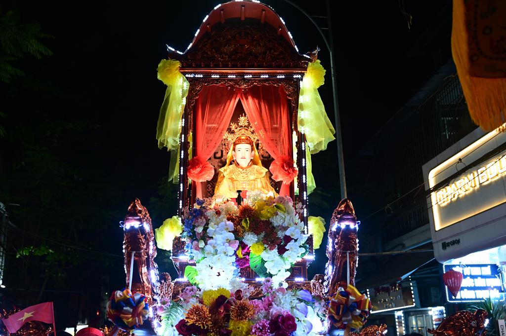 Hải Phòng: Phật giáo phường Lê Chân tham dự Lễ khai mạc lễ hội truyền thống Nữ tướng Lê Chân năm 2026插图15