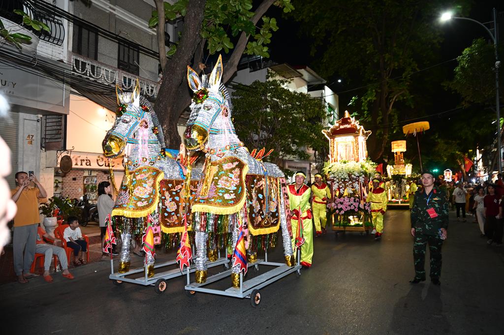 Hải Phòng: Phật giáo phường Lê Chân tham dự Lễ khai mạc lễ hội truyền thống Nữ tướng Lê Chân năm 2026插图23