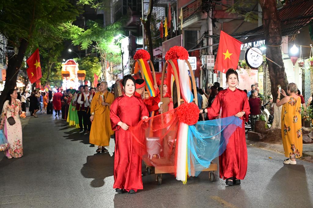 Hải Phòng: Phật giáo phường Lê Chân tham dự Lễ khai mạc lễ hội truyền thống Nữ tướng Lê Chân năm 2026插图35
