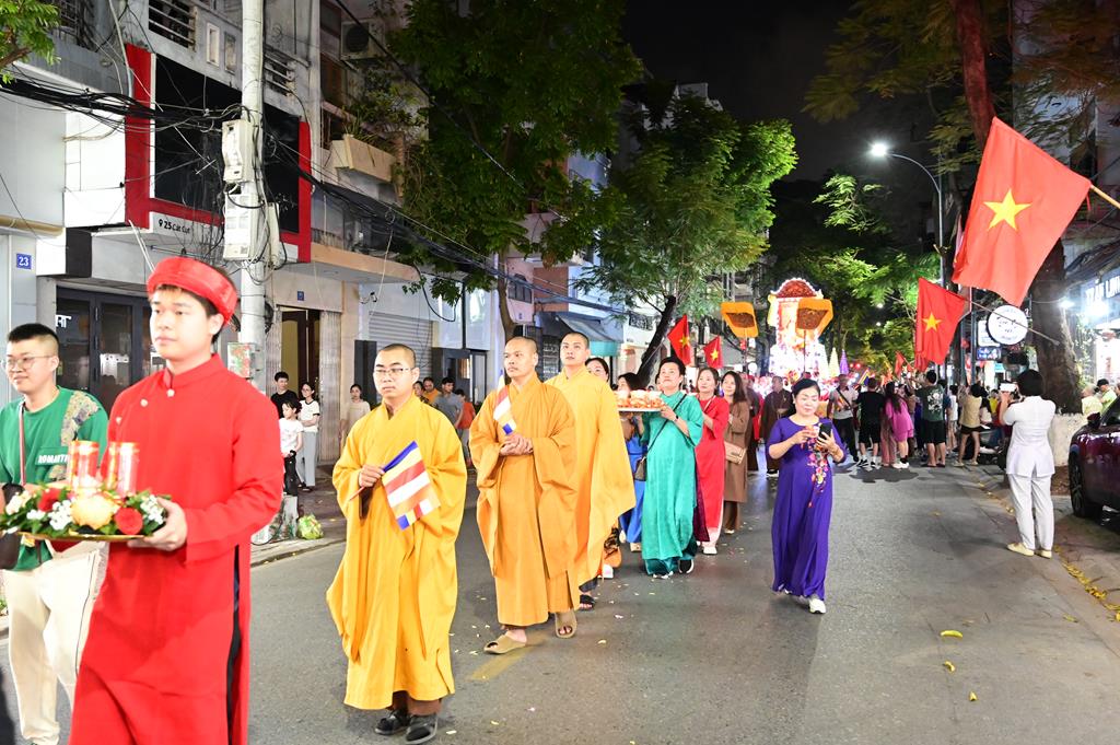 Hải Phòng: Phật giáo phường Lê Chân tham dự Lễ khai mạc lễ hội truyền thống Nữ tướng Lê Chân năm 2026插图37