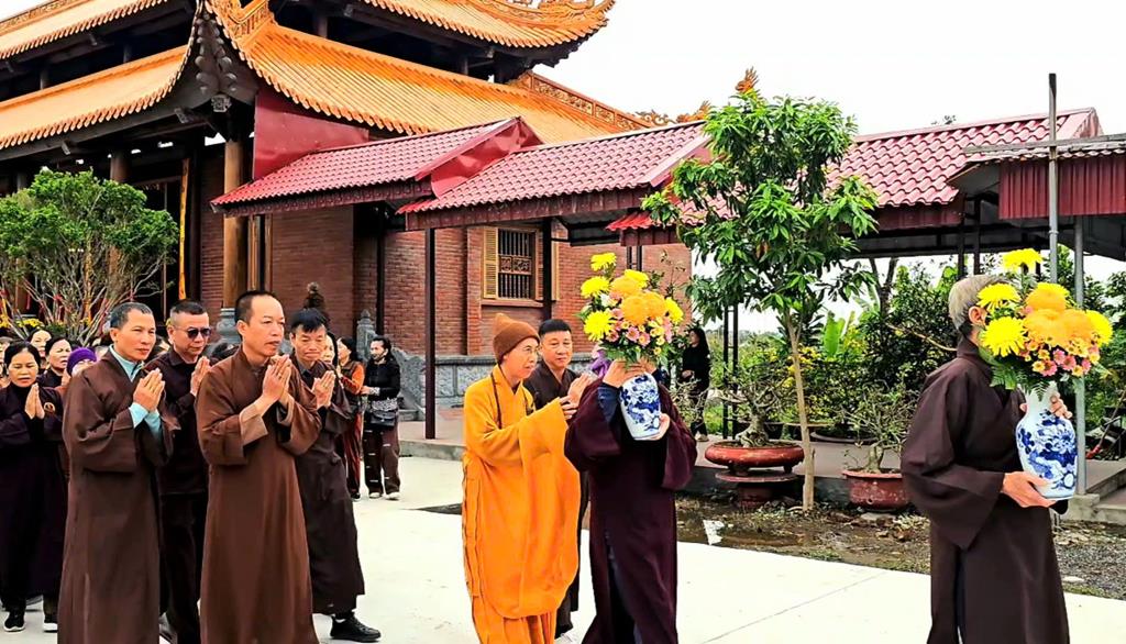 Hải Phòng: Đông đảo Phật tử tham dự khóa lễ Thượng nguyên và Húy kỵ chư Tổ Sư tại chùa Đạo Nguyên插图4