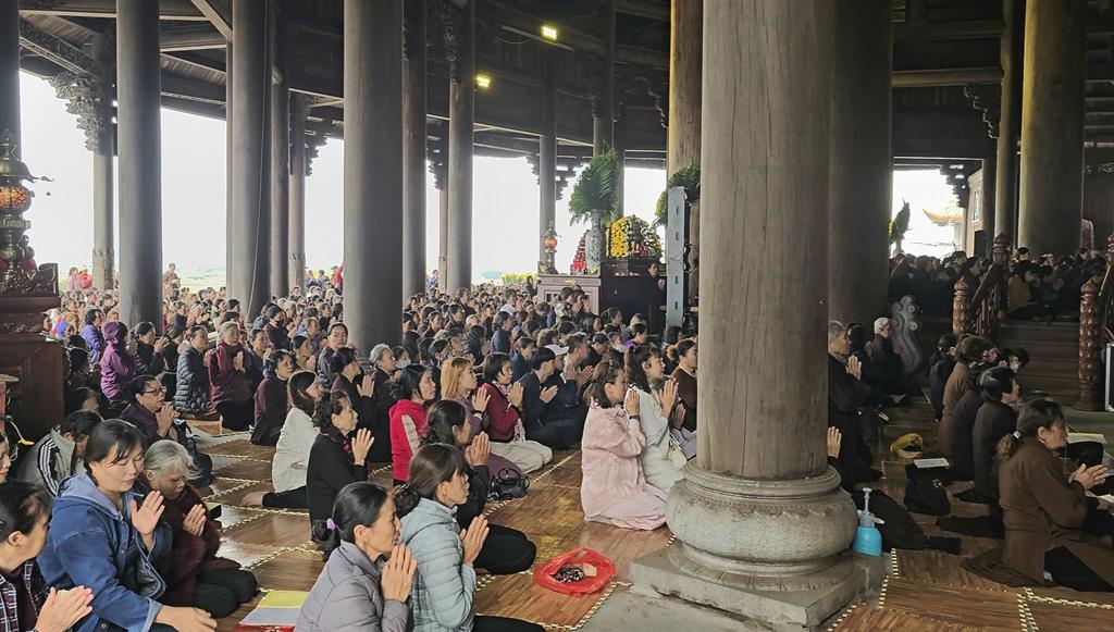 Hải Phòng: Đông đảo Phật tử tham dự khóa lễ Thượng nguyên và Húy kỵ chư Tổ Sư tại chùa Đạo Nguyên插图1