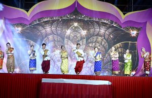 Lào: Khai mạc chương trình Giao lưu Văn hóa Phật giáo và Lễ hội đại đoàn kết tri ân các Anh hùng Liệt sĩ Việt Nam – Lào.