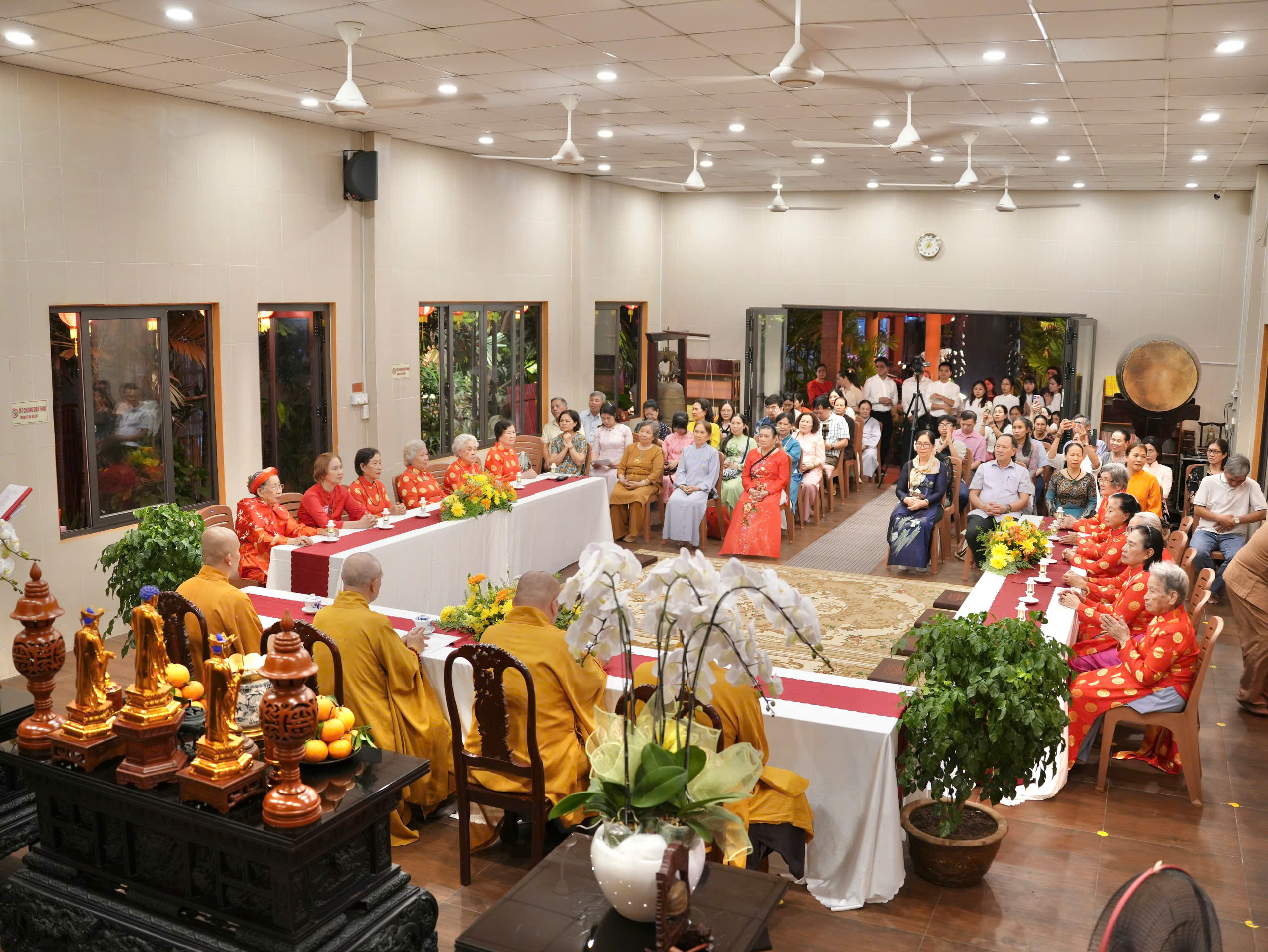 Có những điều còn ấm sau một buổi lễ tại ngôi chùa nhỏ插图11