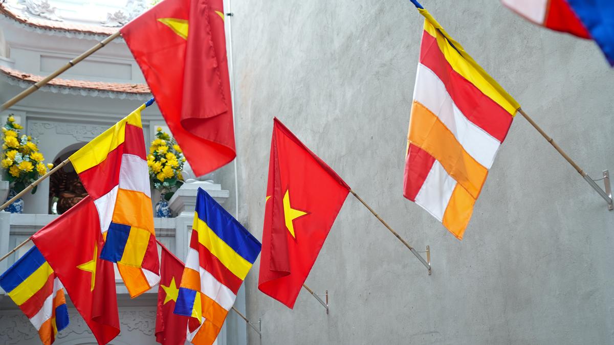 Chủ tịch UBND TP. Hà Nội Vũ Đại Thắng thăm, chúc mừng Đại lễ Phật đản tới chư Tôn đức BTS Phật giáo thủ đô插图2