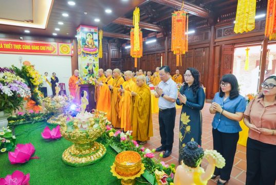 Đại lễ Phật đản PL.2570 của BĐD Phật giáo liên phường Ba Đình lan tỏa tinh thần từ bi và tỉnh thức