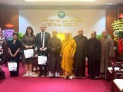 Đại sứ Vương quốc Anh thăm, chúc mừng Đại lễ Phật đản Phật giáo TP.HCM
