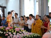 Chùa Gôi, xã Vụ Bản, trang nghiêm tổ chức lễ tắm Phật và khóa lễ quy y Tam bảo