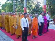 Vĩnh Long: Đoàn Đại biểu Phật giáo tỉnh kính viếng Đền thờ Chủ tịch Hồ Chí Minh và Nghĩa trang Liệt sĩ