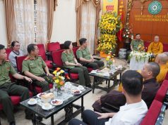 Hà Nội: Lãnh đạo Công an Thành phố chúc mừng Trung ương GHPGVN nhân dịp Đại lễ Phật đản PL.2570