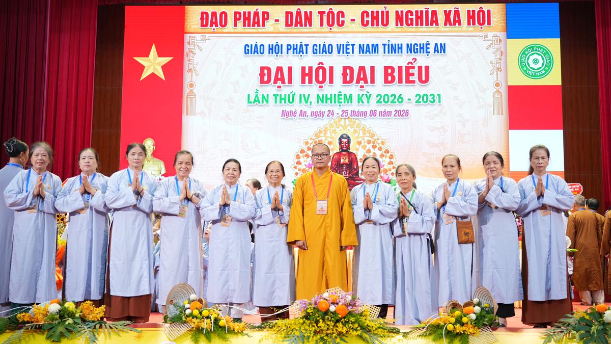HT.Thích Thọ Lạc được suy cử làm tân Trưởng BTS GHPGVN tỉnh Nghệ An nhiệm kỳ 2026 – 2031插图105