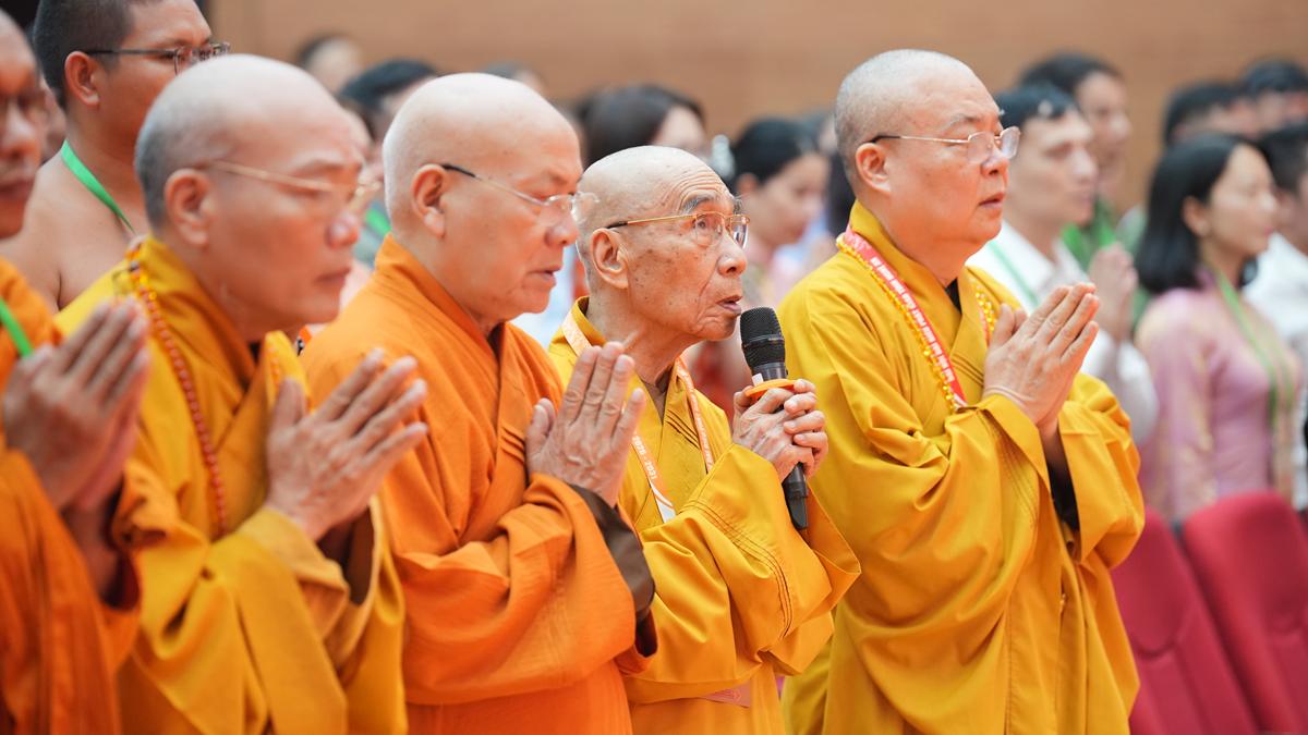 Lễ kỷ niệm 45 năm thành lập GHPGVN và 15 năm thành lập GHPGVN tỉnh Nghệ An插图23