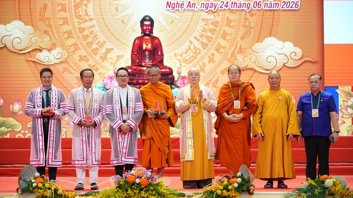 Lễ kỷ niệm 45 năm thành lập GHPGVN và 15 năm thành lập GHPGVN tỉnh Nghệ An插图41