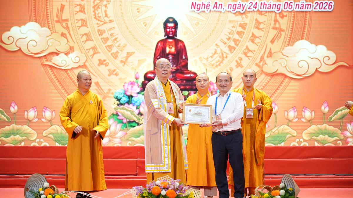 Lễ kỷ niệm 45 năm thành lập GHPGVN và 15 năm thành lập GHPGVN tỉnh Nghệ An插图43