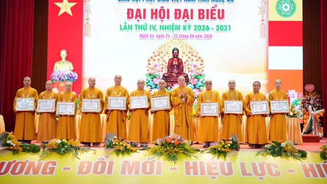 Ngày làm việc thứ nhất của Đại hội đại biểu Phật giáo tỉnh Nghệ An lần thứ IV, nhiệm kỳ 2026 – 2031插图