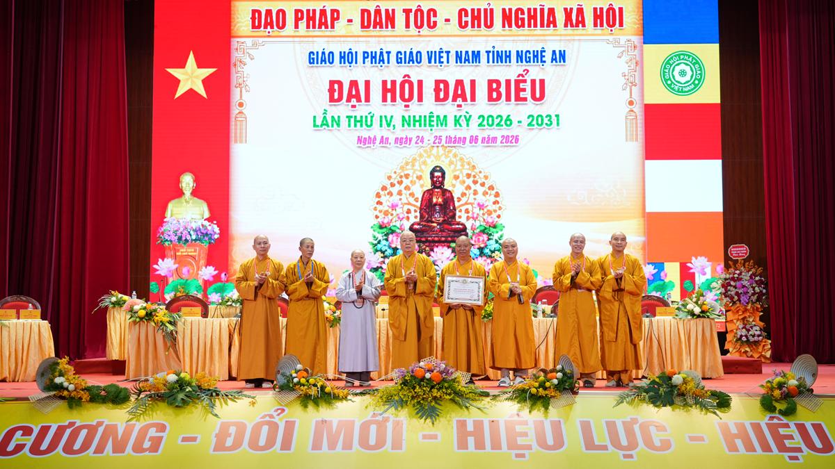 Ngày làm việc thứ nhất của Đại hội đại biểu Phật giáo tỉnh Nghệ An lần thứ IV, nhiệm kỳ 2026 – 2031插图61