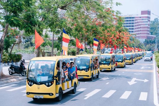 Hải Phòng: Ấn tượng hơn 150 xe hoa rước Phật kính mừng Đại lễ Phật đản PL.2570 tại chùa Hang
