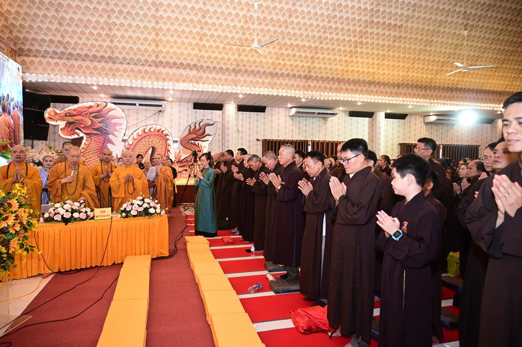 Hải Phòng: Trang nghiêm Đại lễ kính mừng Phật đản PL.2570 tại chùa An Hồng插图40
