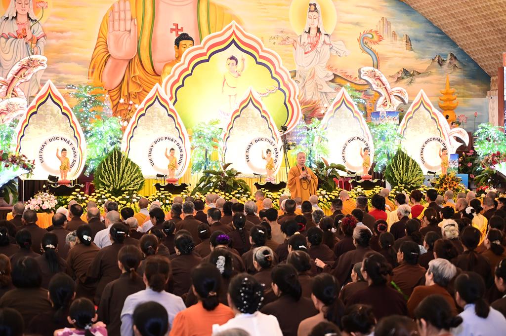 Hải Phòng: Trang nghiêm Đại lễ kính mừng Phật đản PL.2570 tại chùa An Hồng插图97