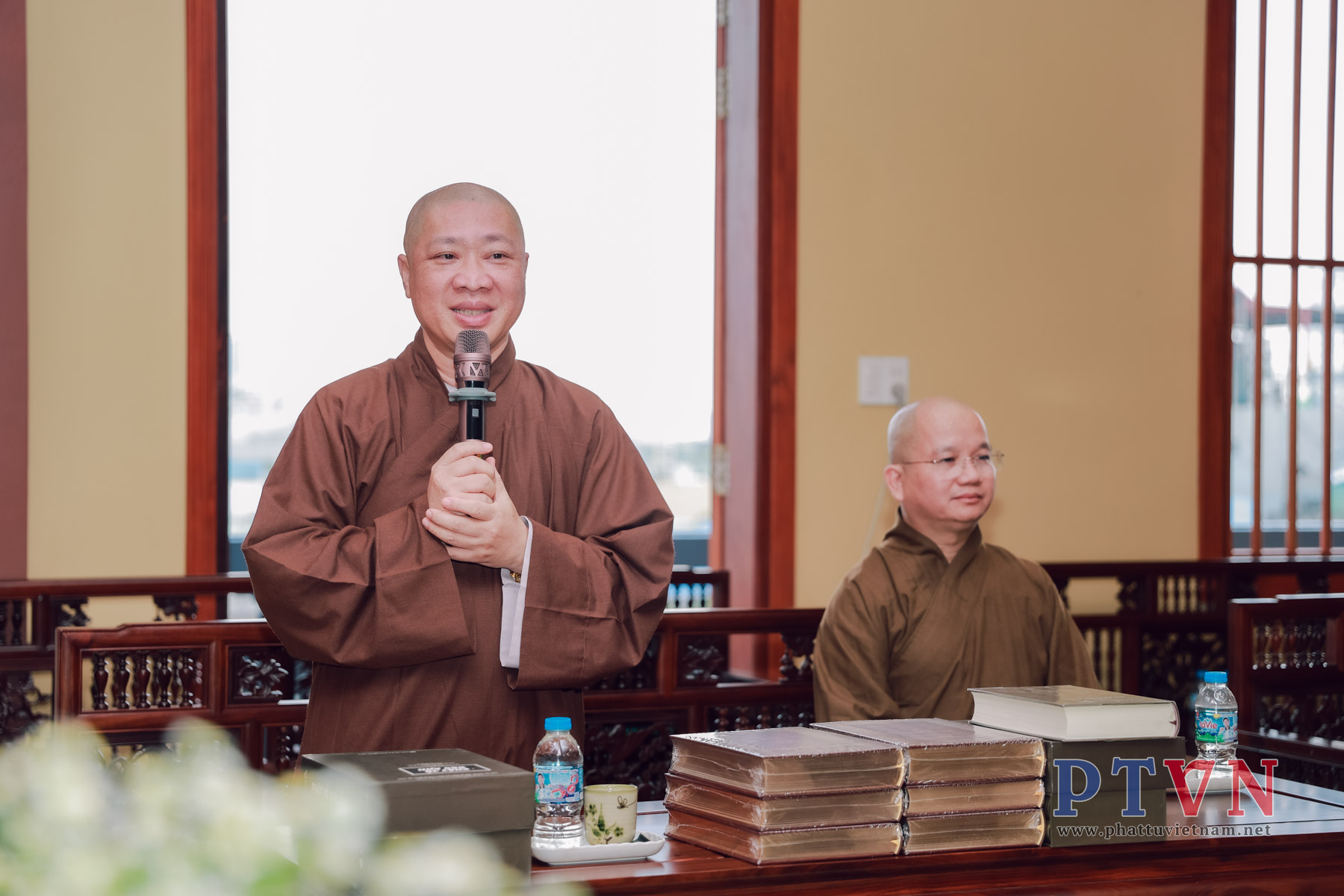 Hội đồng Biên tập Dự án Kinh điển phương Đông đến thăm và làm việc tại Trung tâm Dịch thuật Hán Nôm Huệ Quang (Tp.HCM)插图3