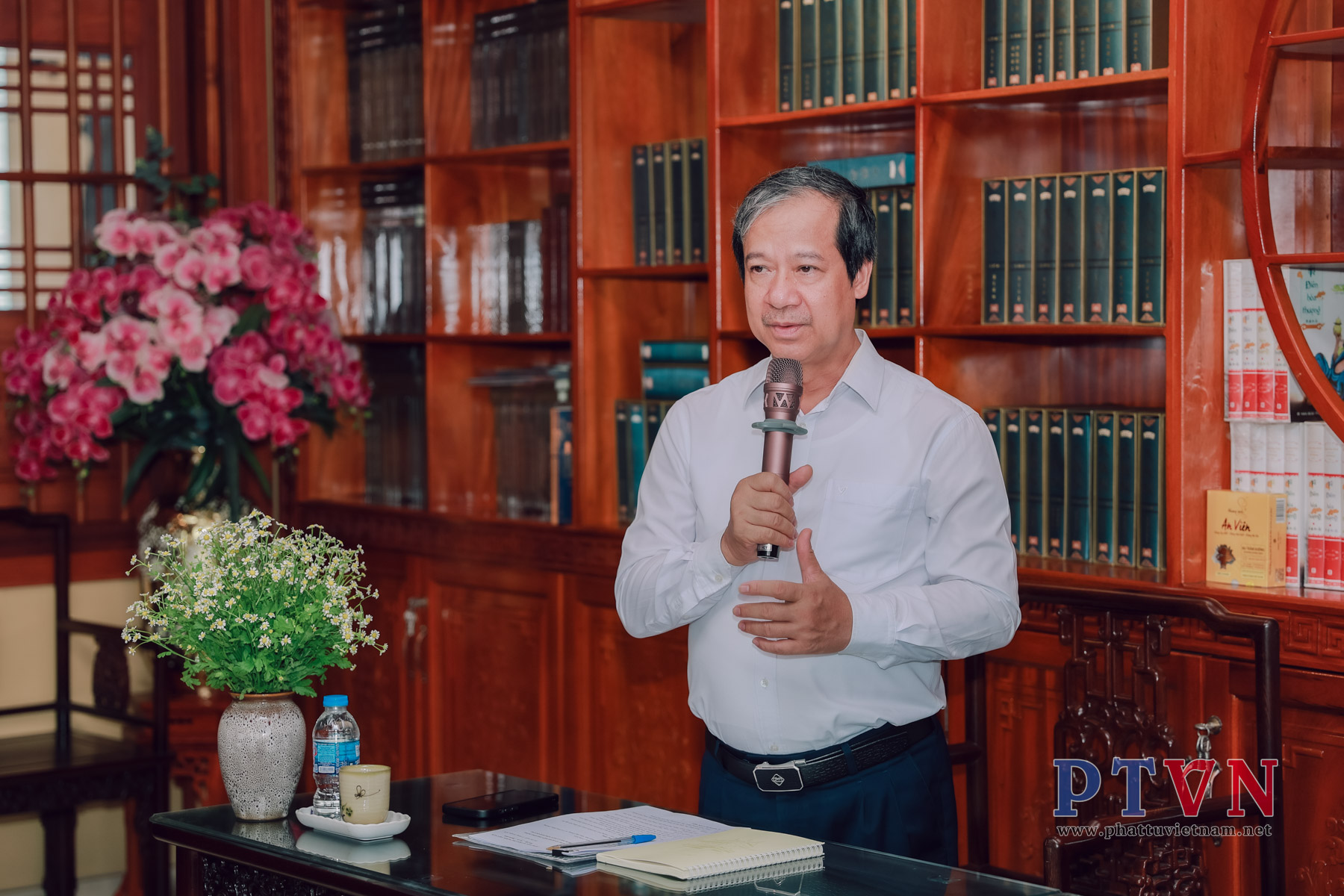 Hội đồng Biên tập Dự án Kinh điển phương Đông đến thăm và làm việc tại Trung tâm Dịch thuật Hán Nôm Huệ Quang (Tp.HCM)插图4