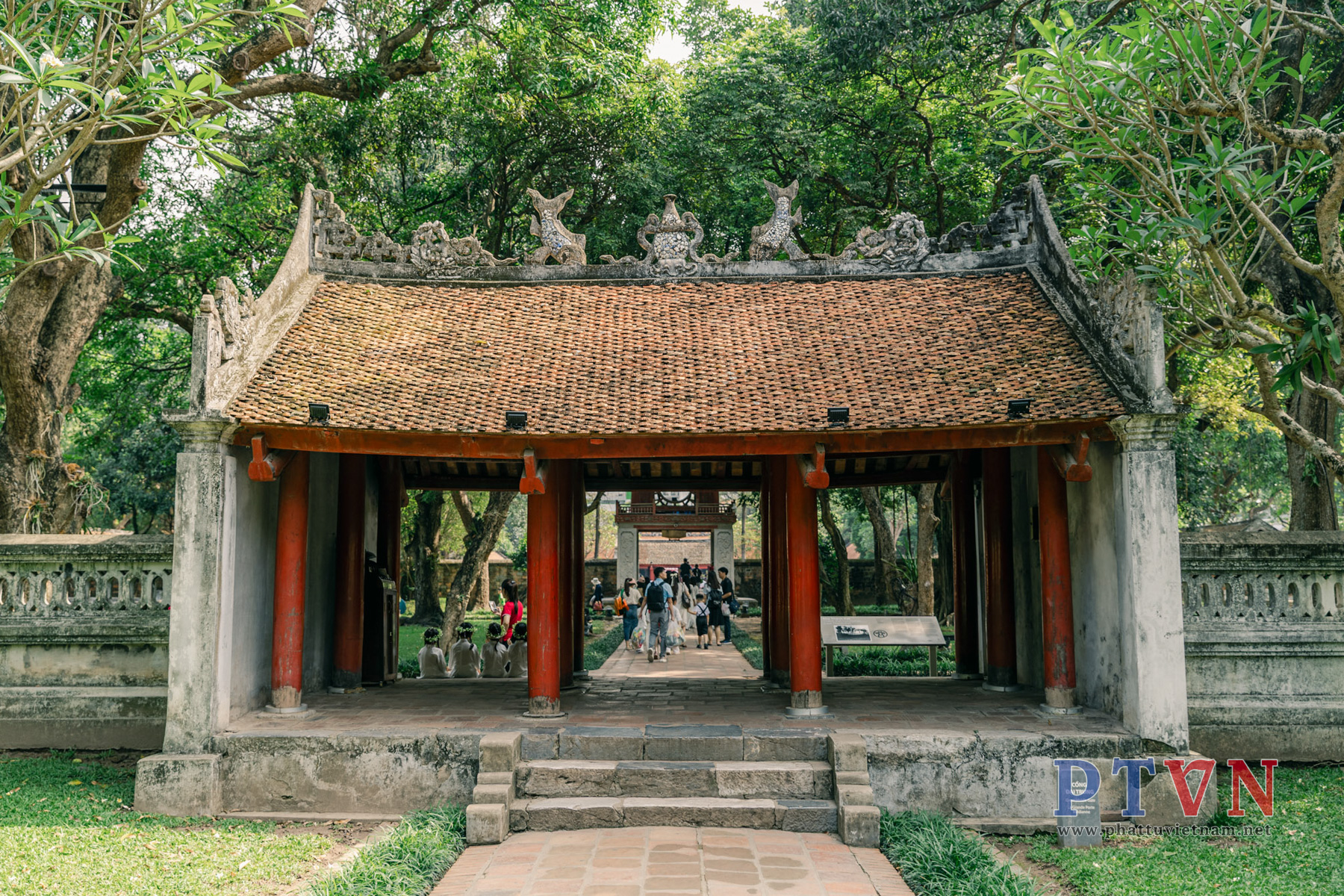 Quốc Tử Giám và dấu xưa khoa cử插图6