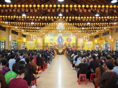 Hà Nội: Đông đảo Phật tử tham dự lễ khai pháp khóa an cư kiết hạ PL.2570 tại Tổ đình Trung Hậu Hà Nội: Đông đảo Phật tử tham dự lễ khai pháp khóa an cư kiết hạ PL.2570 tại Tổ đình Trung Hậu
