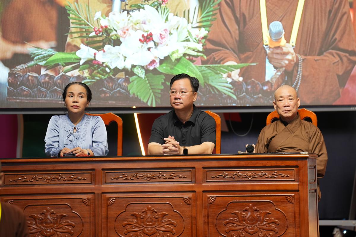 “Biết ơn và Xin lỗi” – Đêm lắng tâm gieo hạt giống hiếu kính tại Khóa Sinh hoạt Phật pháp mùa hè chùa Bằng插图4