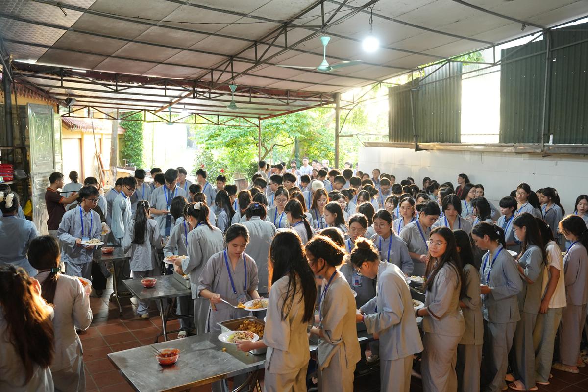 Ngày thứ hai Khóa sinh hoạt Phật pháp mùa hè chùa Bằng: Học lắng nghe để hiểu, quay về để thương插图102
