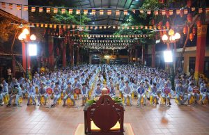 Ngày thứ hai Khóa sinh hoạt Phật pháp mùa hè chùa Bằng: Học lắng nghe để hiểu, quay về để thương
