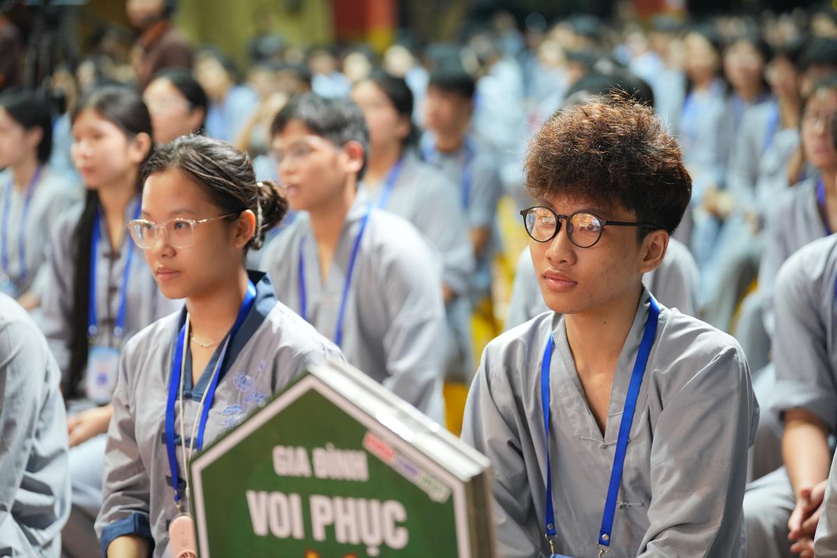“Biết ơn và Xin lỗi” – Đêm lắng tâm gieo hạt giống hiếu kính tại Khóa Sinh hoạt Phật pháp mùa hè chùa Bằng插图45