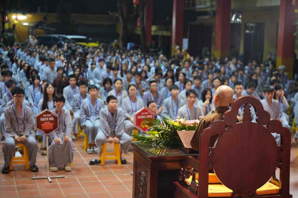 “Biết ơn và Xin lỗi” – Đêm lắng tâm gieo hạt giống hiếu kính tại Khóa Sinh hoạt Phật pháp mùa hè chùa Bằng插图49