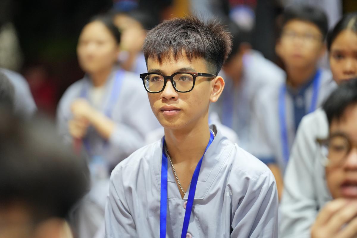 “Biết ơn và Xin lỗi” – Đêm lắng tâm gieo hạt giống hiếu kính tại Khóa Sinh hoạt Phật pháp mùa hè chùa Bằng插图53