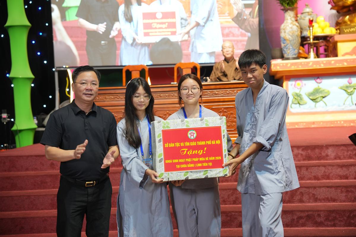 “Biết ơn và Xin lỗi” – Đêm lắng tâm gieo hạt giống hiếu kính tại Khóa Sinh hoạt Phật pháp mùa hè chùa Bằng插图56