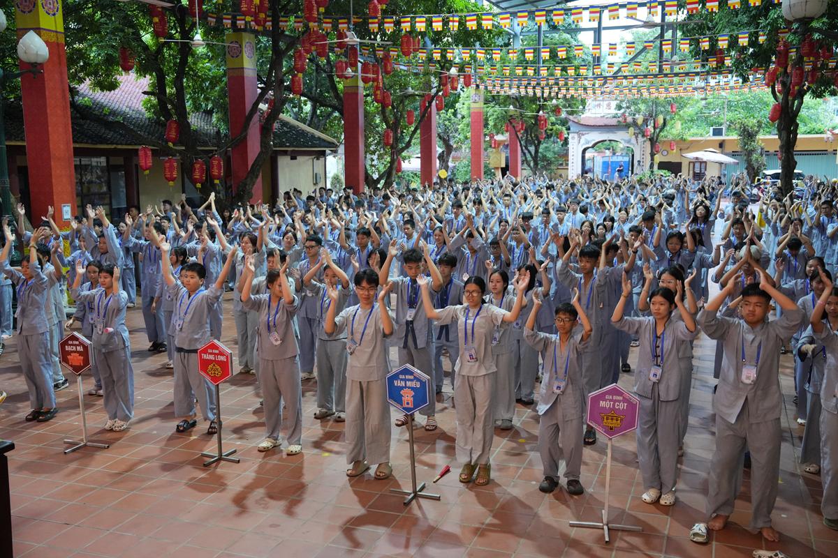 Ngày thứ hai Khóa sinh hoạt Phật pháp mùa hè chùa Bằng: Học lắng nghe để hiểu, quay về để thương插图2
