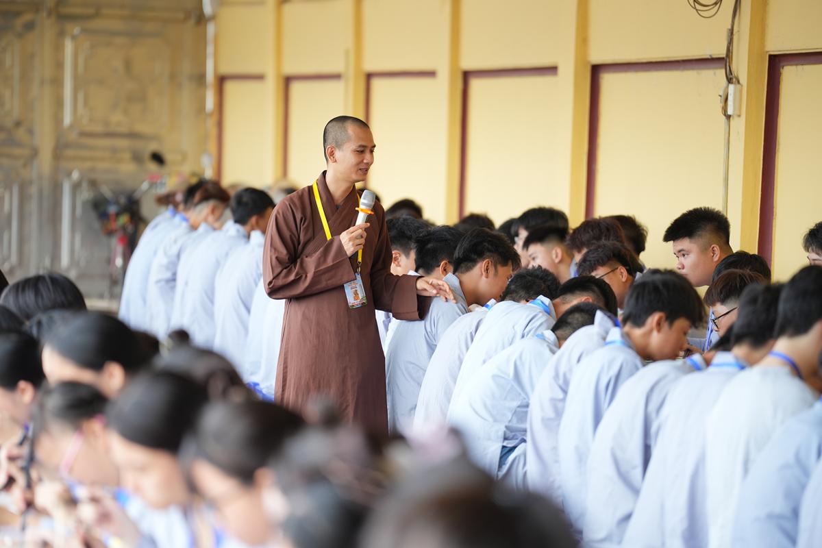 Ngày thứ hai Khóa sinh hoạt Phật pháp mùa hè chùa Bằng: Học lắng nghe để hiểu, quay về để thương插图36
