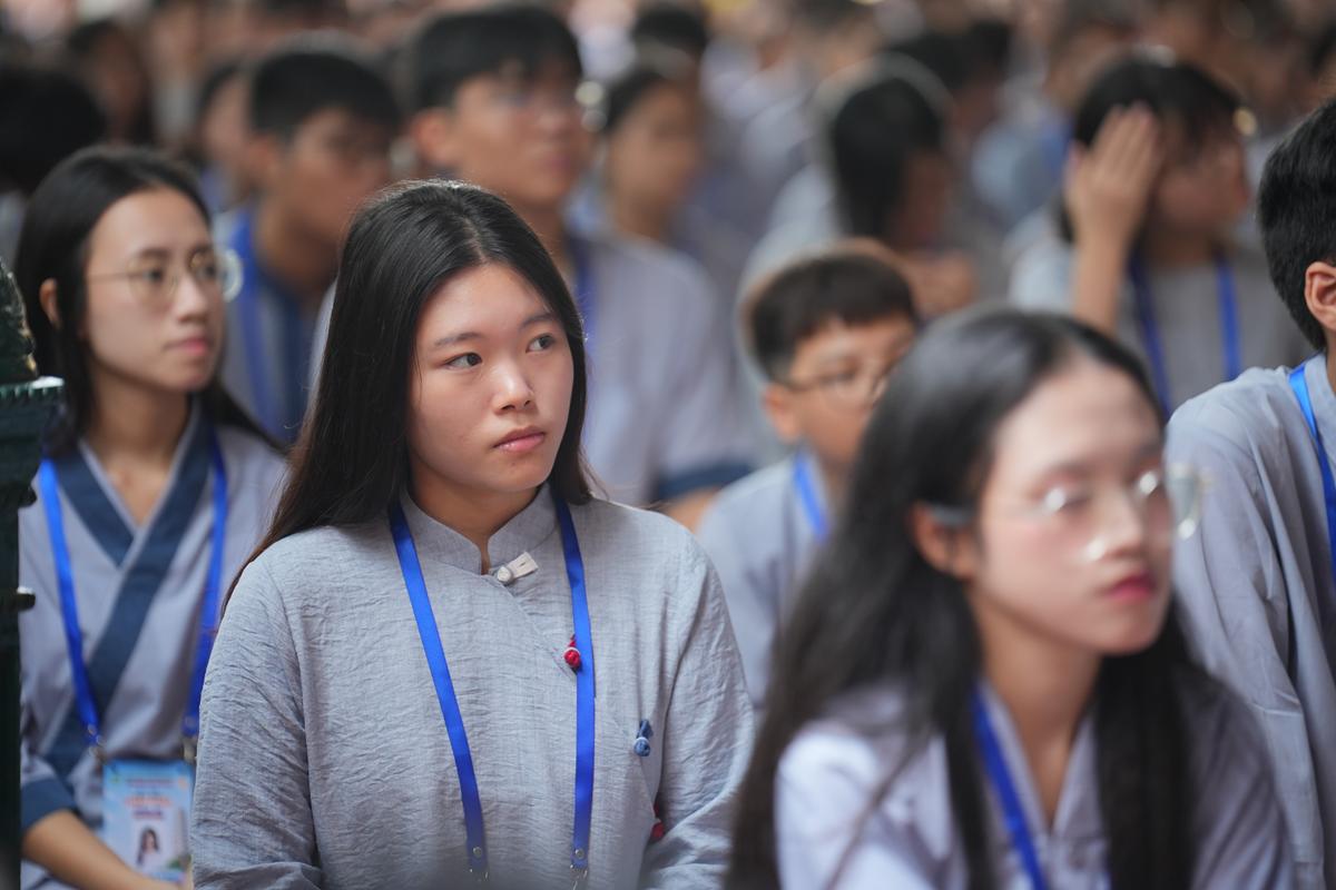 Ngày thứ hai Khóa sinh hoạt Phật pháp mùa hè chùa Bằng: Học lắng nghe để hiểu, quay về để thương插图40